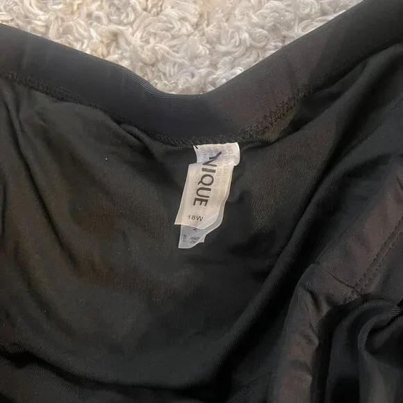 Yonique Plus Size Bikini 18W Blue Floral Halter High Waist Tummy Control NWT - Picture 12 of 15